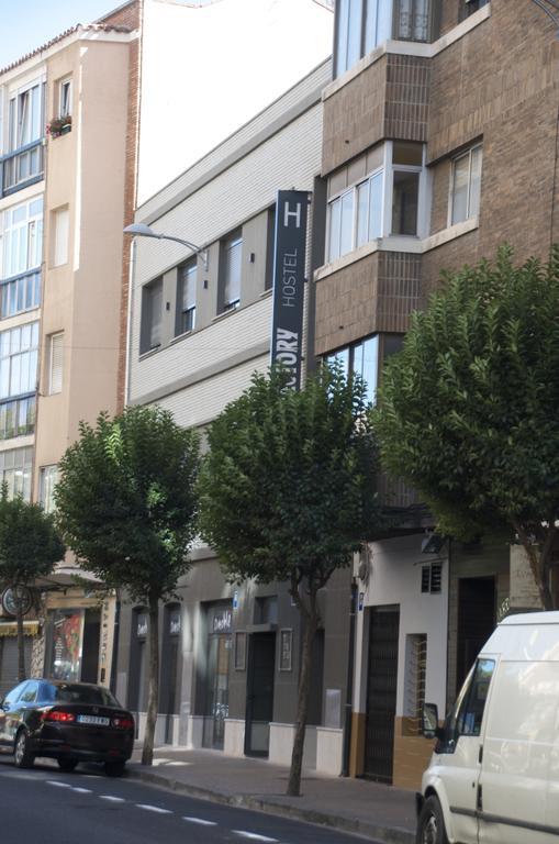 The Book Factory Hostel Valladolid Bagian luar foto