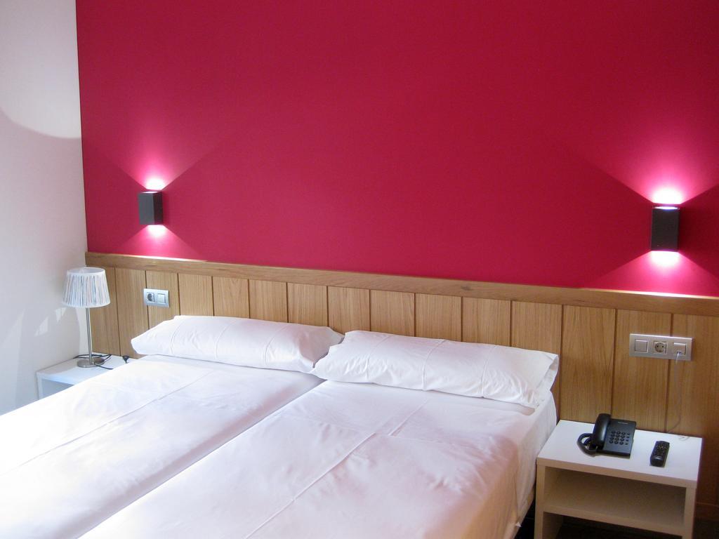 The Book Factory Hostel Valladolid Ruang foto