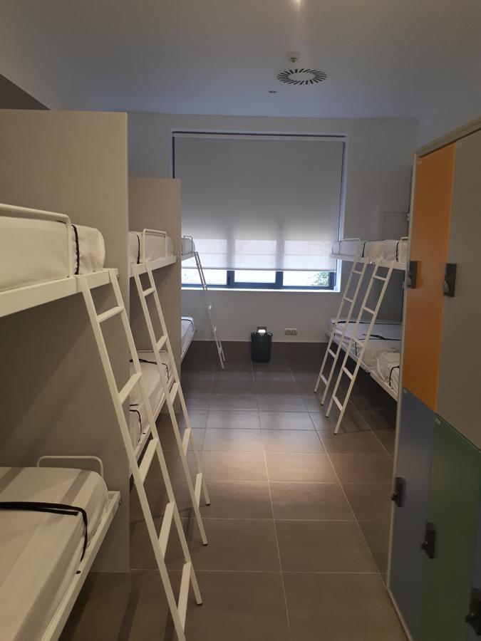 The Book Factory Hostel Valladolid Bagian luar foto